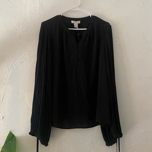 NWT Rachel Zoe Black Crepe Pleated Sleeve Blouse